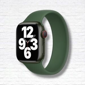 Apple Watch Clover Green Solo Loop Watch Band 41 mm/Size 9 BNIB
